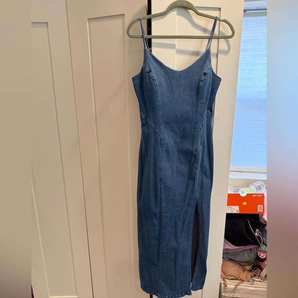 Midi denim dress